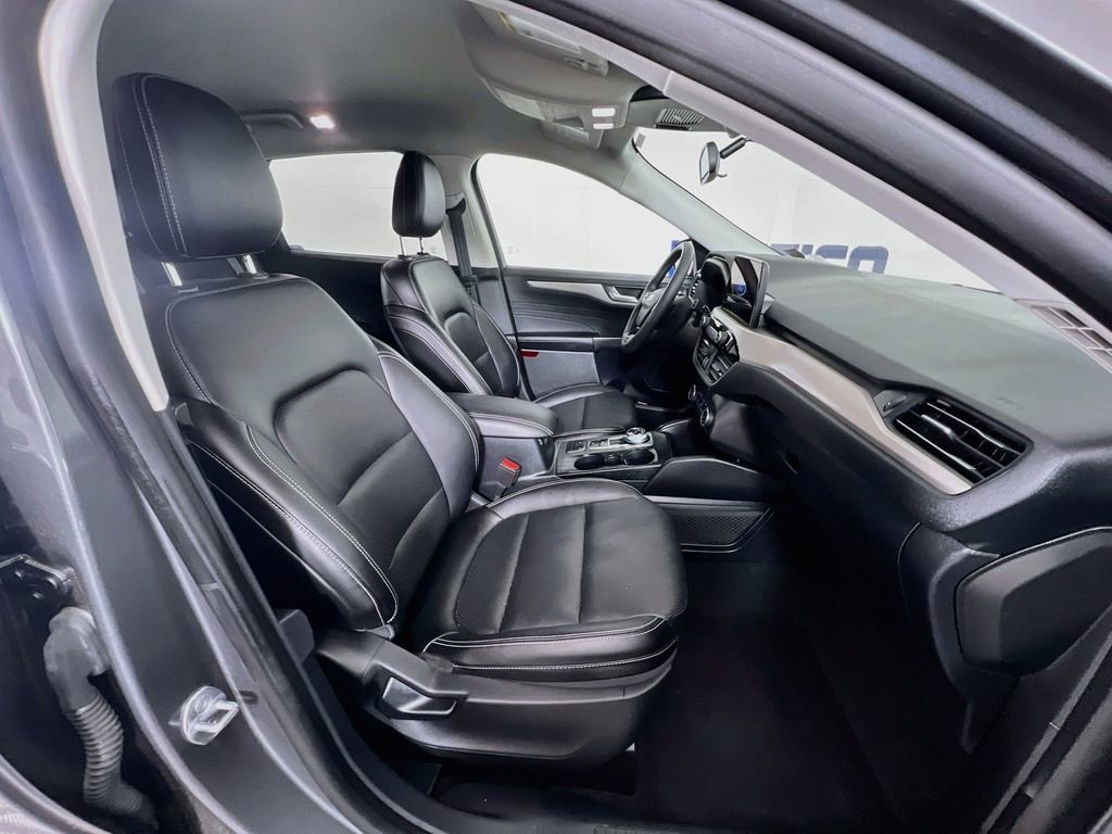 Used 2022 Ford Escape SEL AWD/4WD image 32