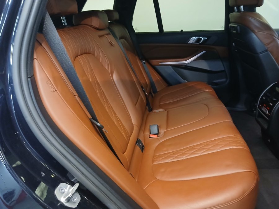 Used 2023 BMW X5 M50i w/ Executive Package AWD/4WD image 28