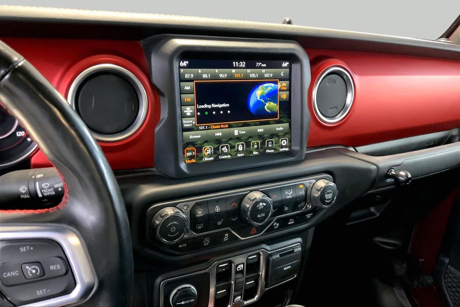 Used 2021 Jeep Gladiator Rubicon AWD/4WD image 6