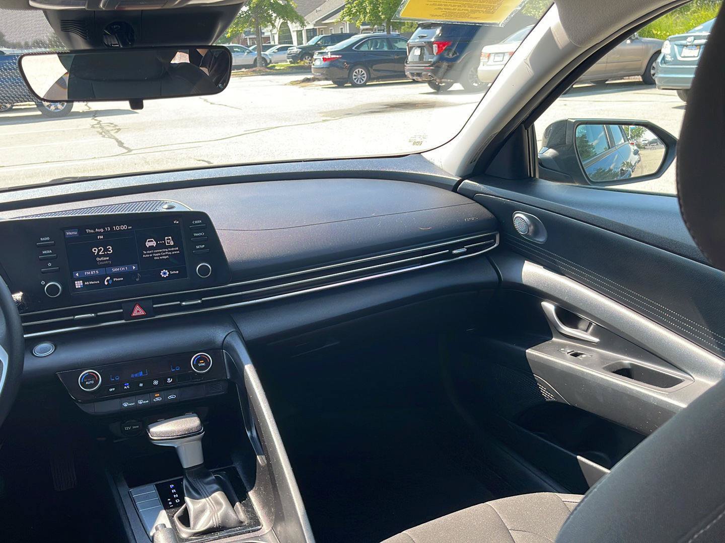 Certified 2023 Hyundai Elantra SEL FWD image 19