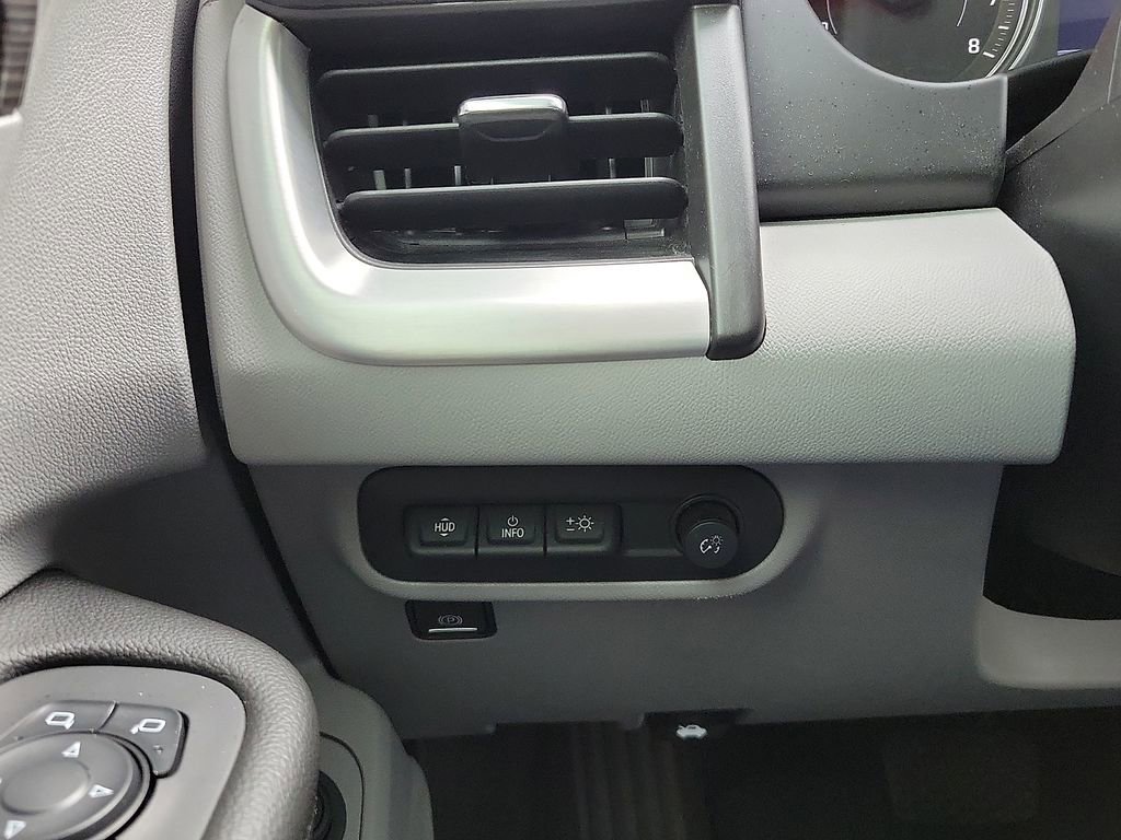 Used 2024 GMC Terrain SLT w/ Tech Package image 14