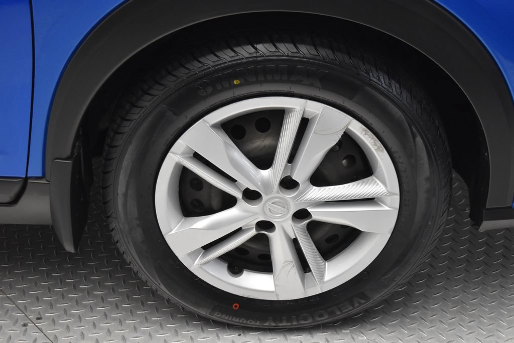 Used 2024 Nissan Kicks S FWD image 32