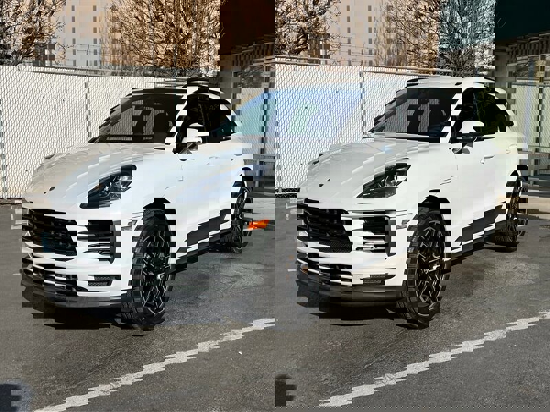 Used 2020 Porsche Macan S image 3