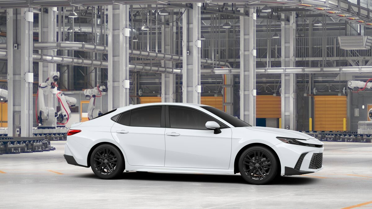 New 2026 Toyota Camry SE FWD image 16