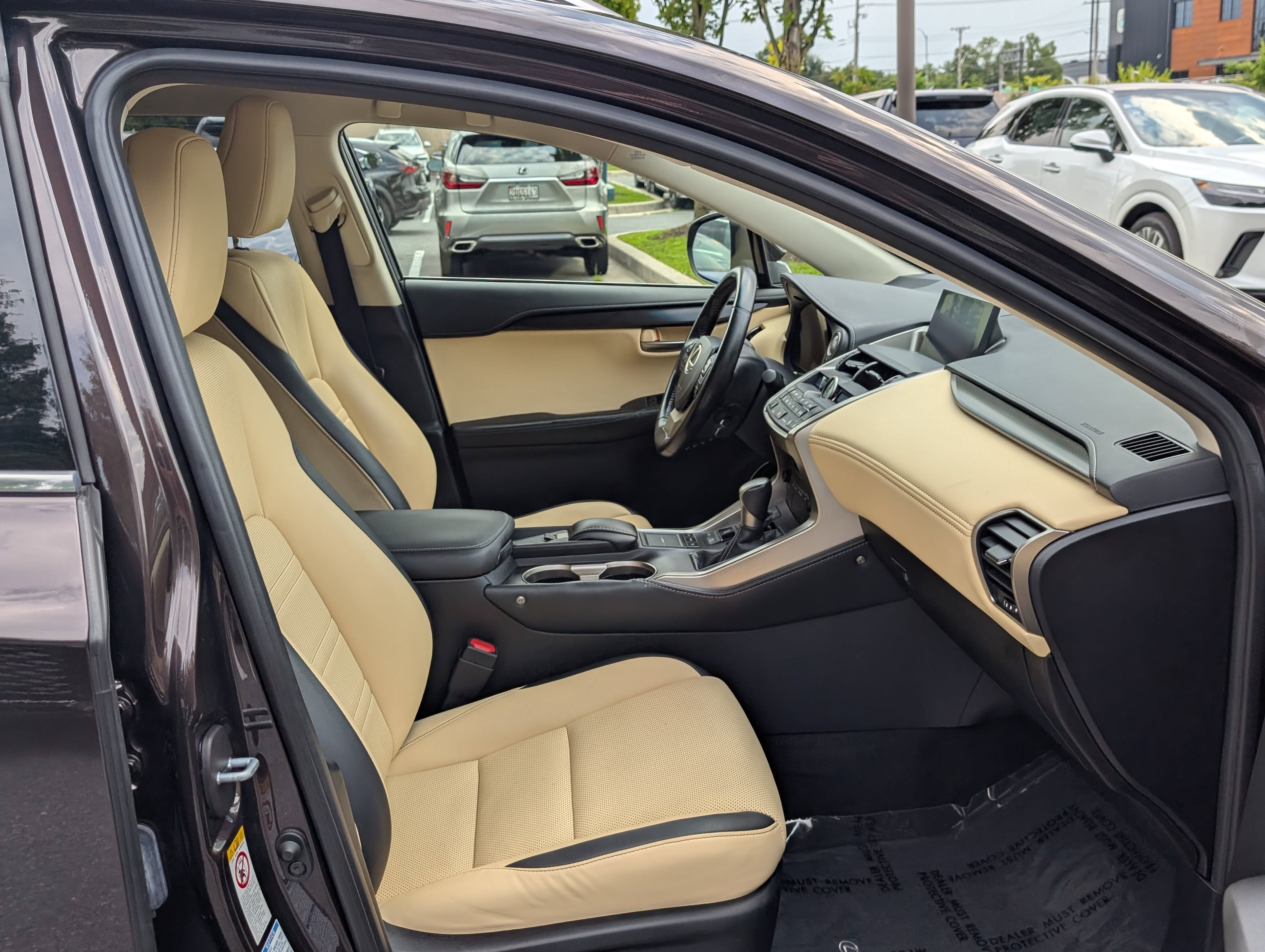Used 2015 Lexus NX 200t AWD w/ Premium Package image 11