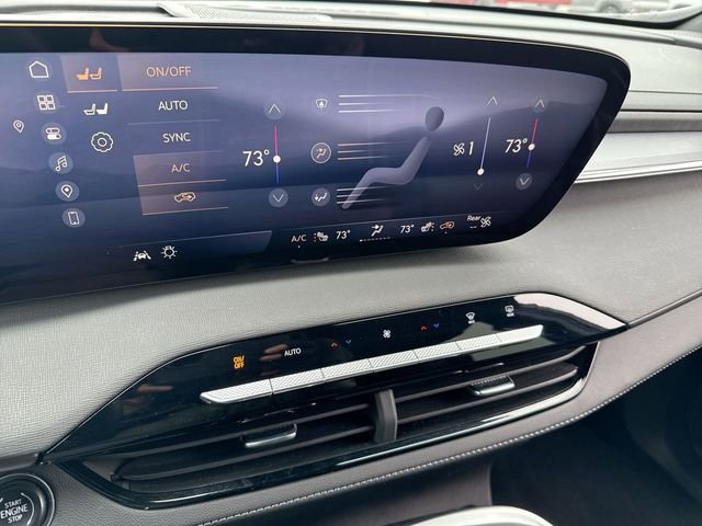 Used 2025 Buick Enclave Sport Touring image 19