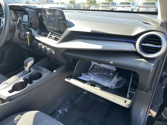 Used 2024 Chevrolet Trax LS FWD image 30