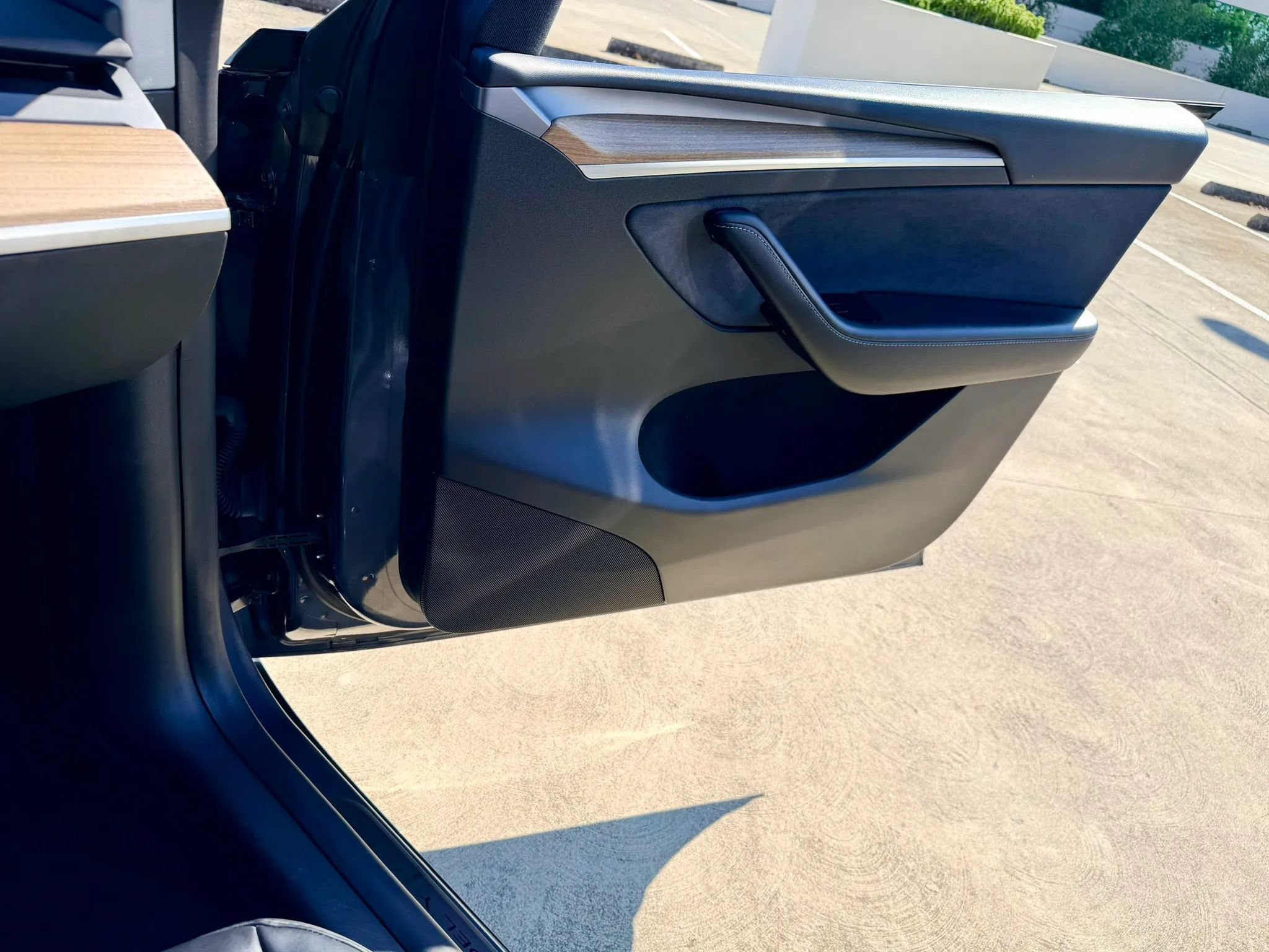 Used 2023 Tesla Model Y Long Range AWD/4WD image 24