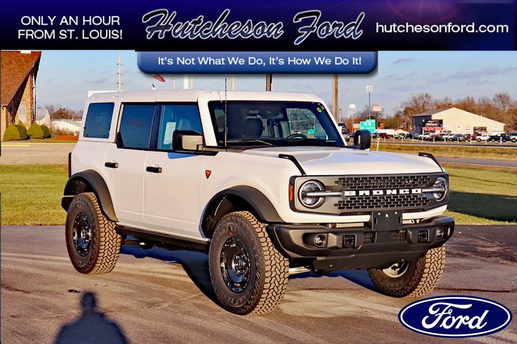 New 2025 Ford Bronco Badlands w/ Sasquatch Package