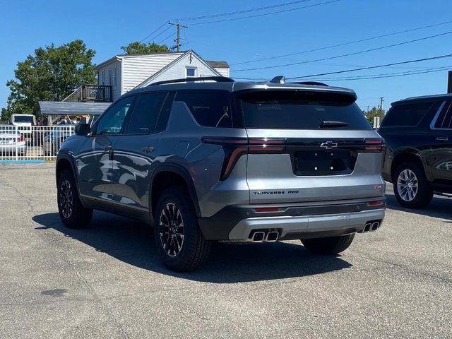 New 2026 Chevrolet Traverse Z71 w/ Driver Confidence Package image 6