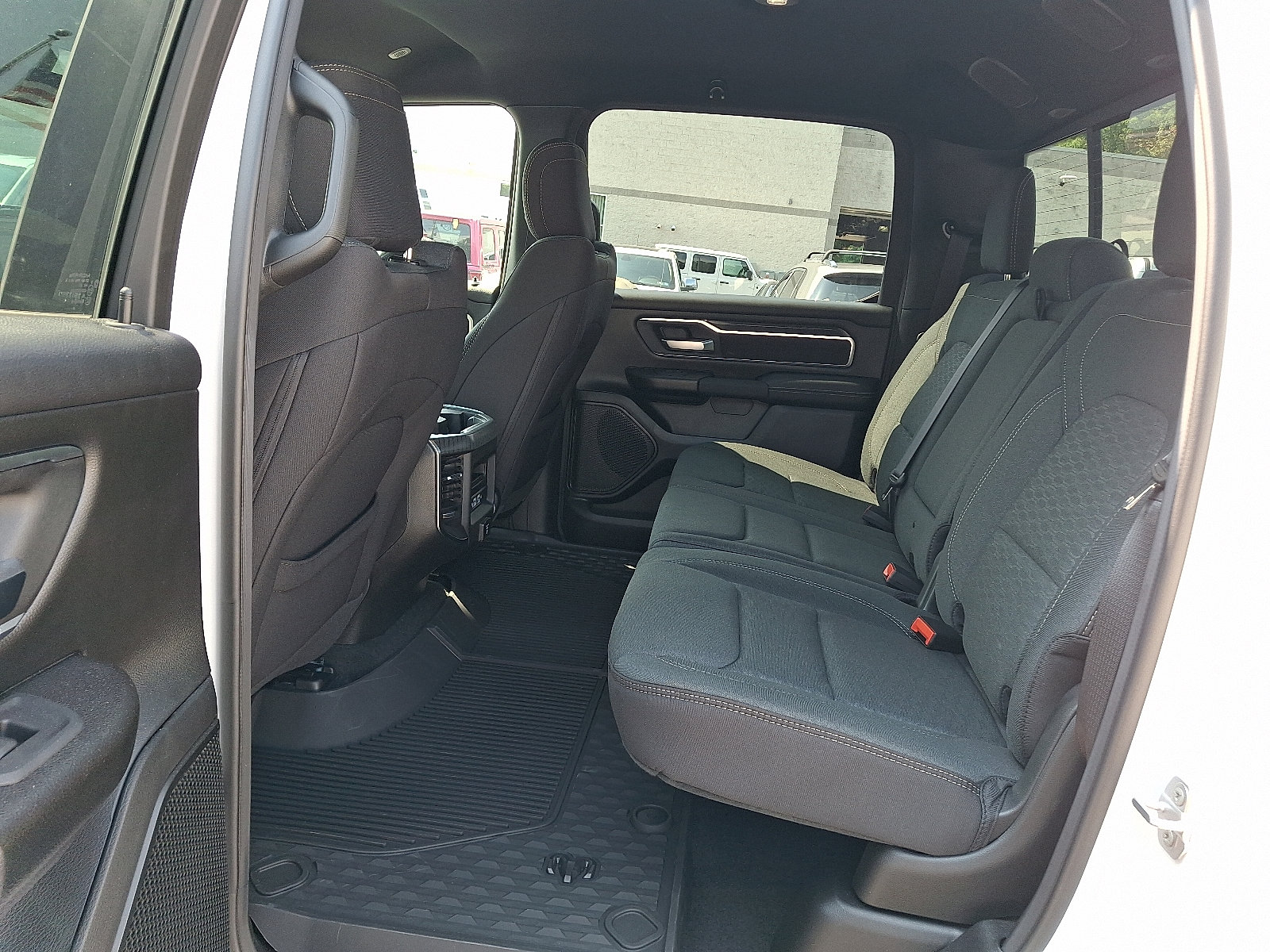 New 2026 RAM 1500 Big Horn AWD/4WD image 6