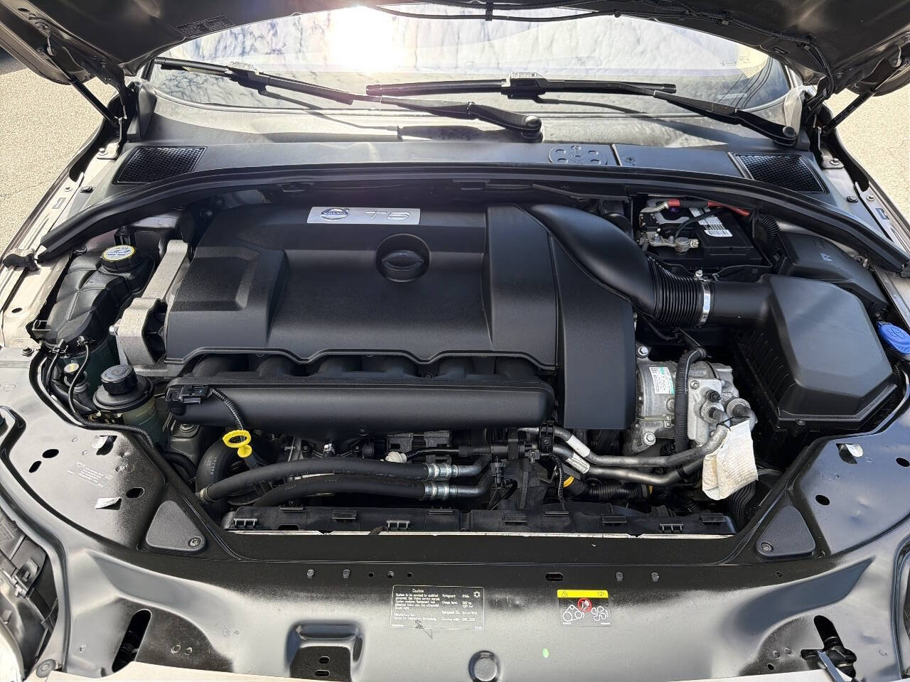 Used 2011 Volvo XC70 T6 AWD/4WD image 17