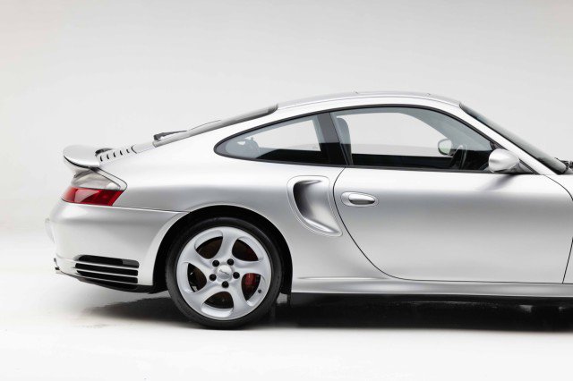 Used 2002 Porsche 911 Turbo image 25