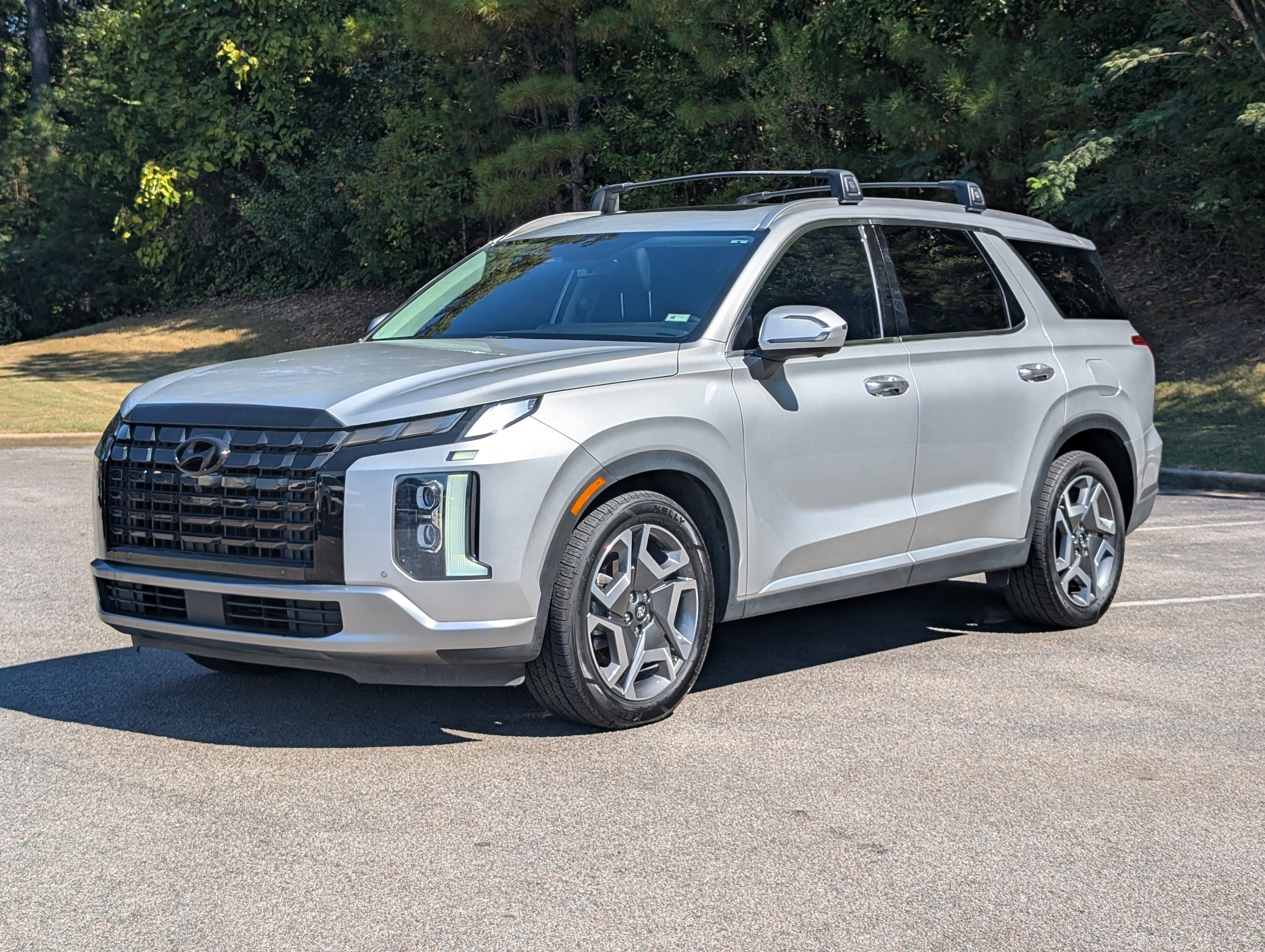 Used 2024 Hyundai Palisade SEL w/ Premium Package FWD image 5