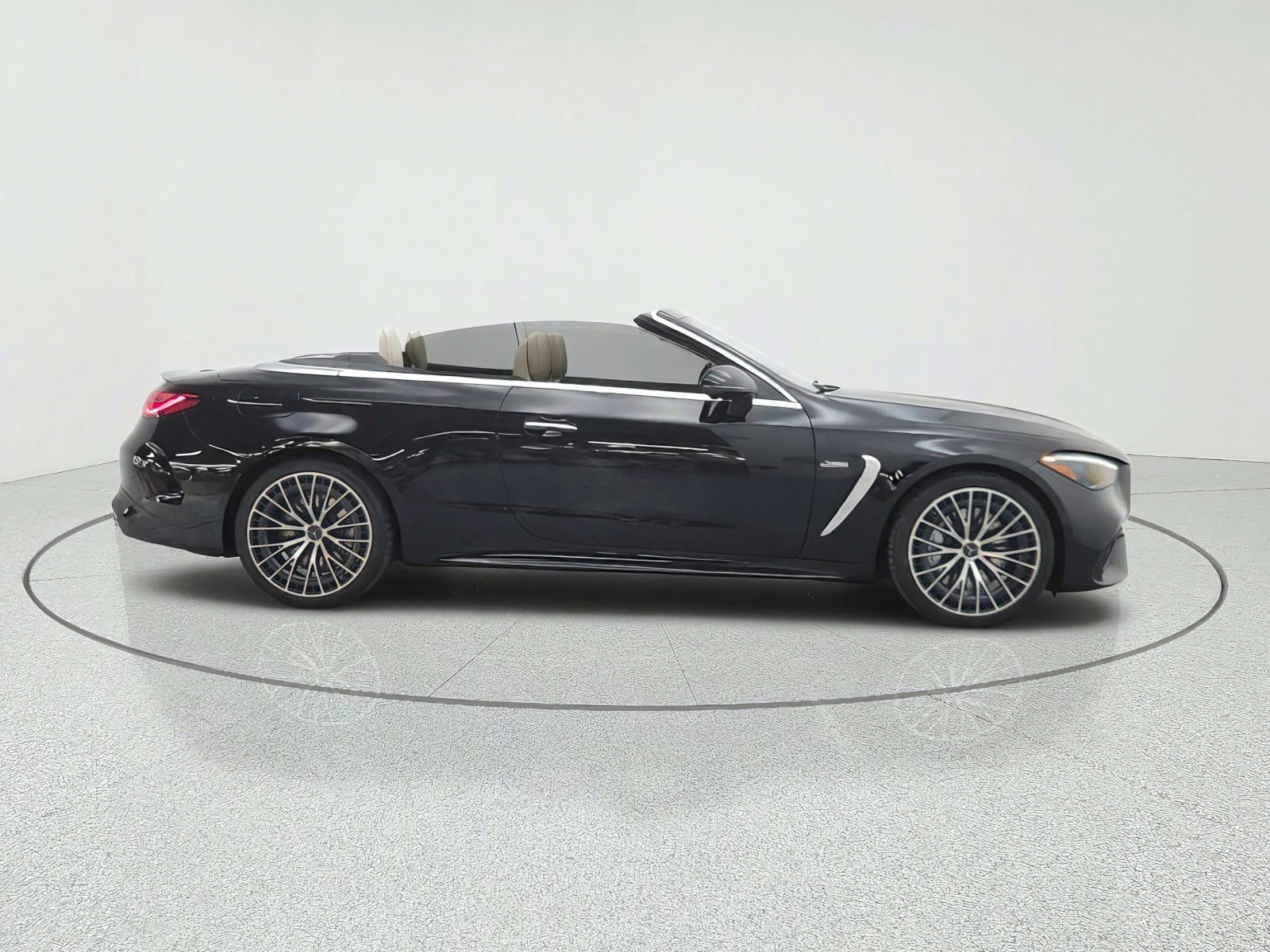 New 2027 Mercedes-Benz CLE 53 AMG 4MATIC Cabriolet image 4