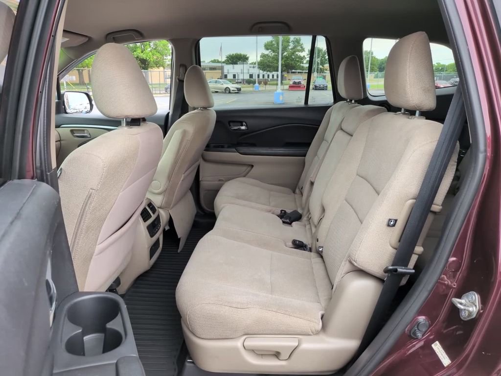 Used 2016 Honda Pilot EX image 12