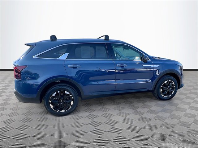 Used 2024 Kia Sorento S w/ Panoramic Sunroof Package image 8