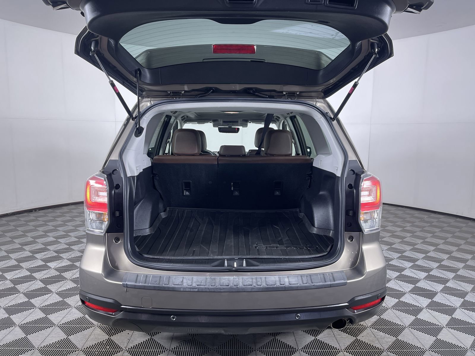 Used 2018 Subaru Forester 2.5i Touring image 25