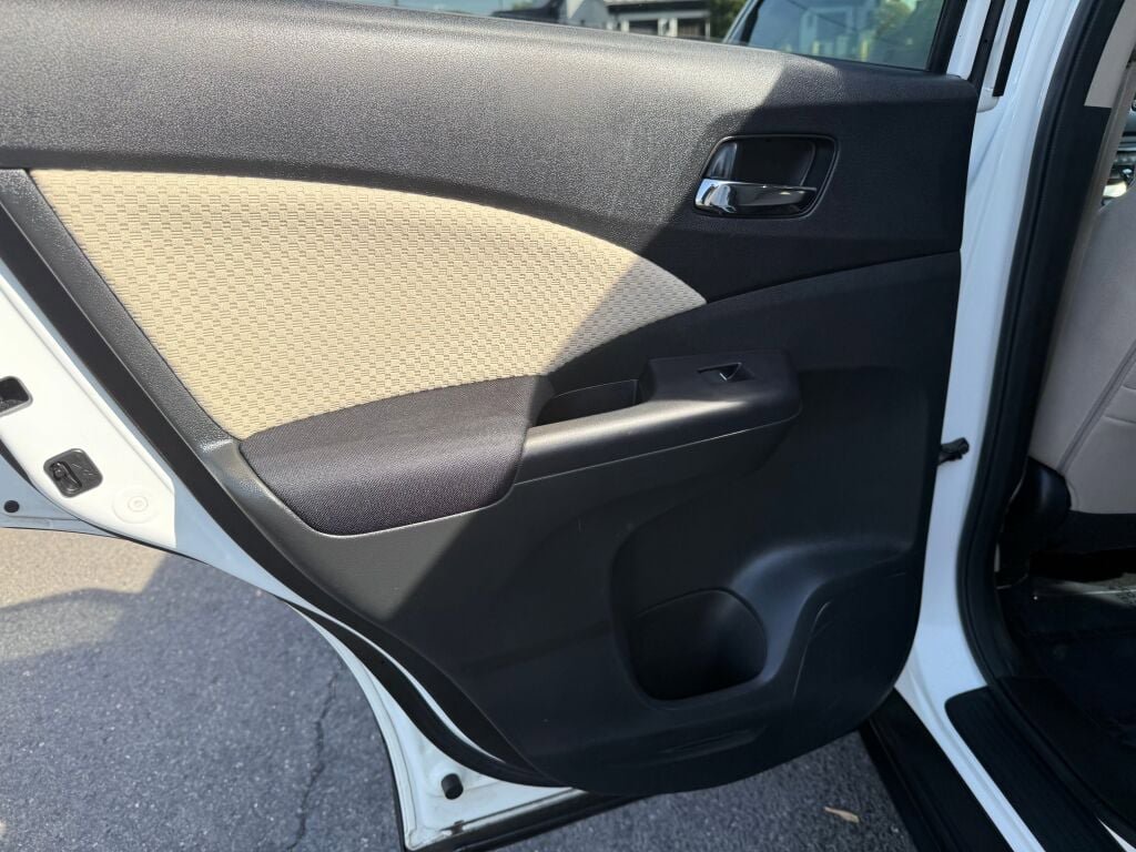 Used 2016 Honda CR-V EX image 25