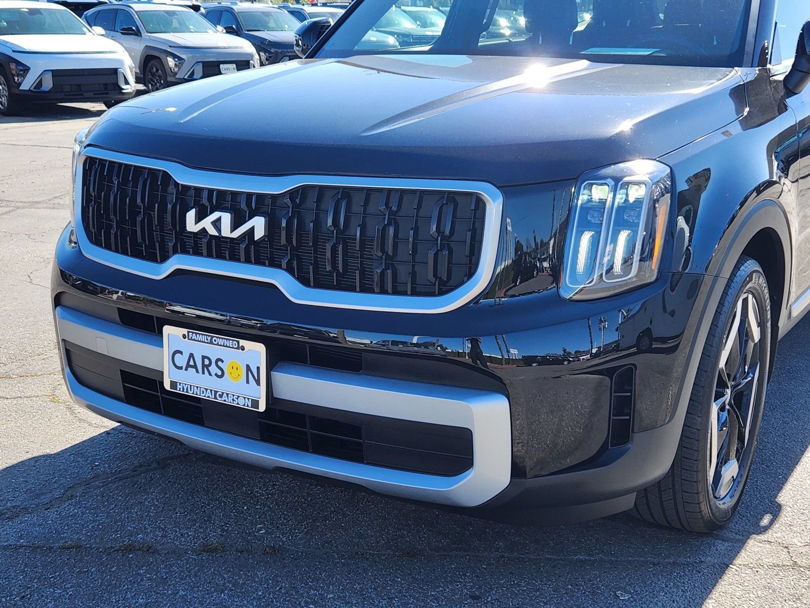 Used 2023 Kia Telluride EX w/ EX Captain's Chair Package AWD/4WD image 10
