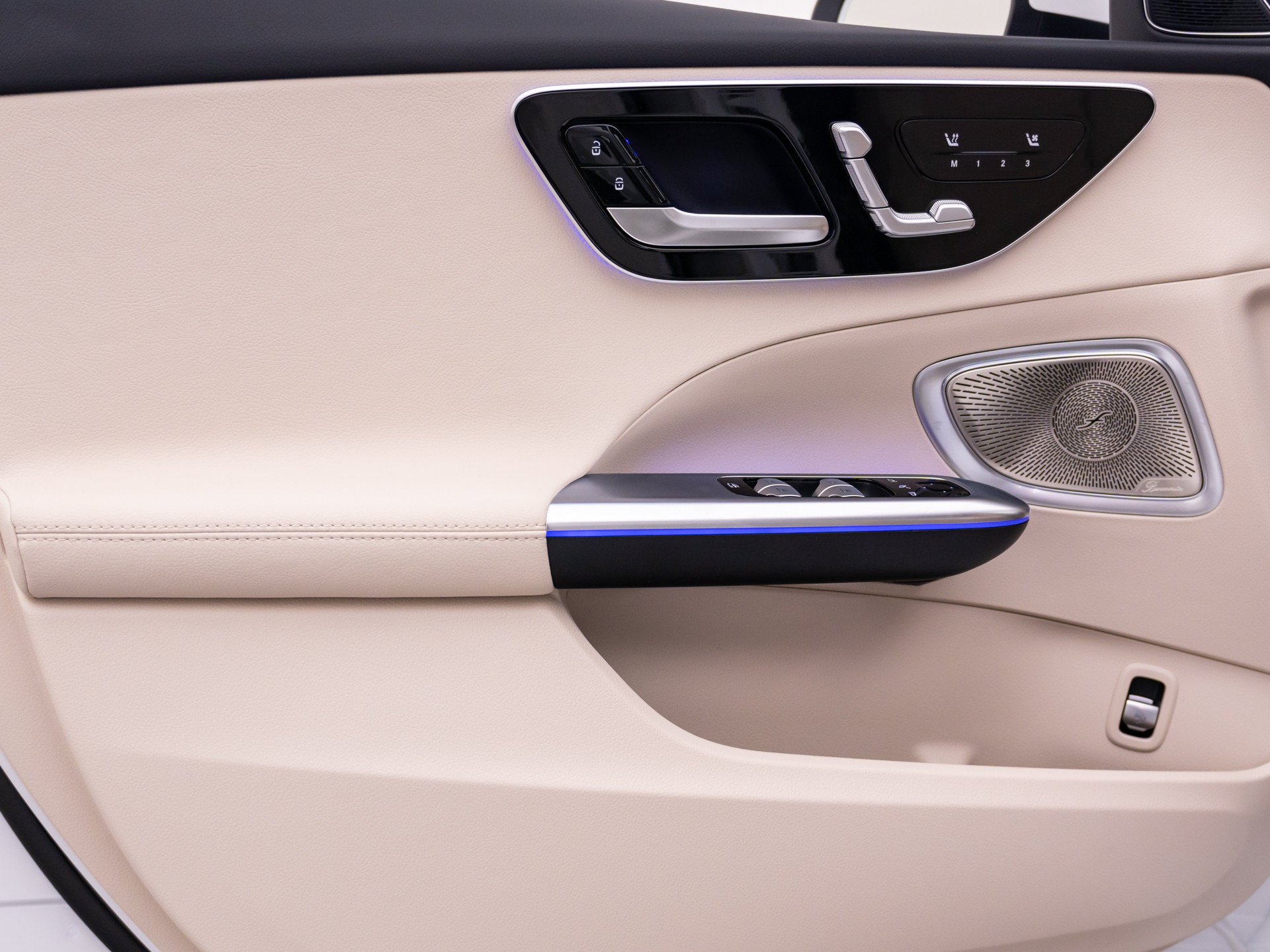 New 2026 Mercedes-Benz C 300 4MATIC Sedan image 14