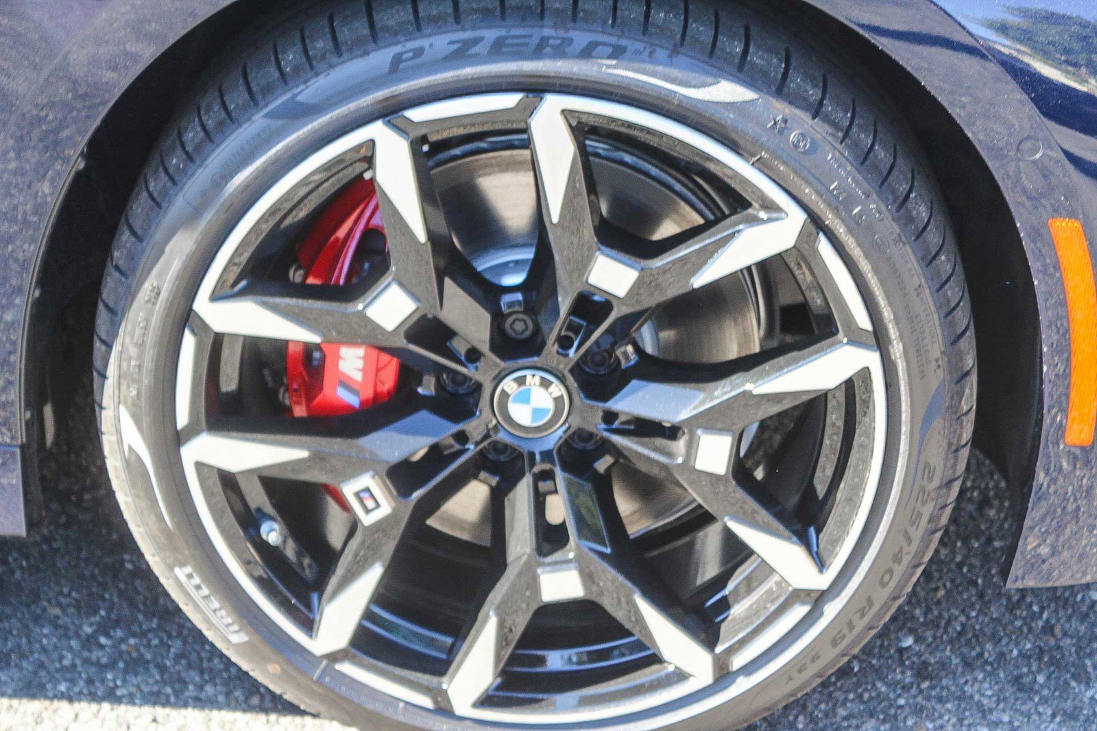 New 2026 BMW 330i Sedan w/ M Sport Package image 10