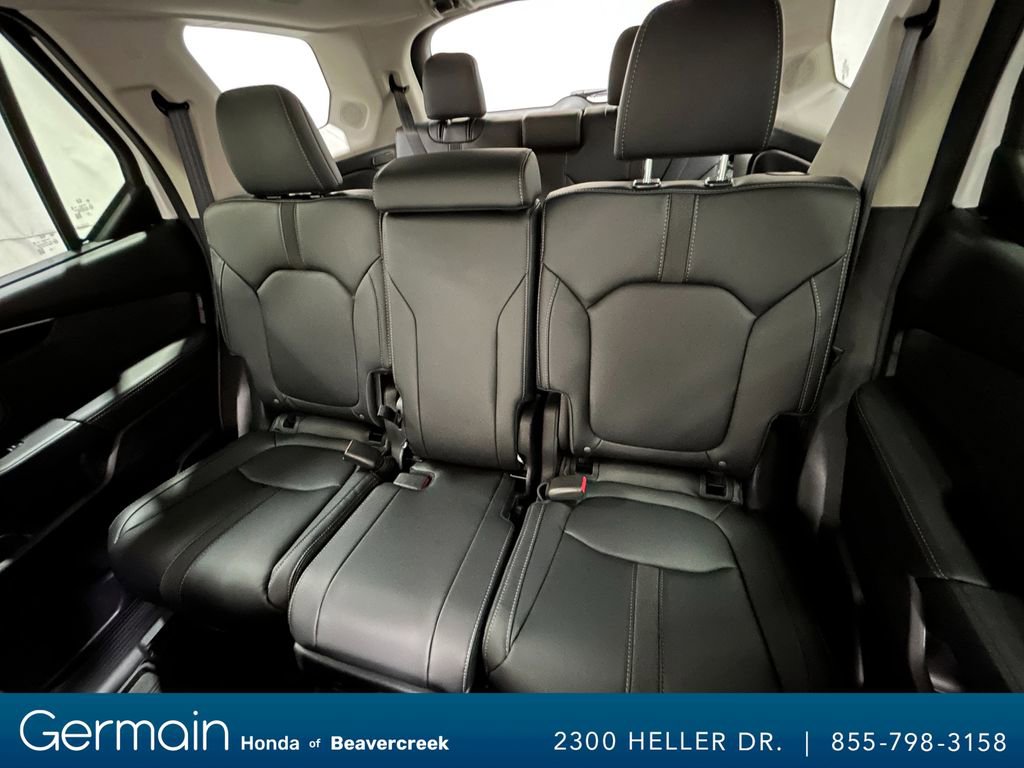 New 2025 Honda Pilot Touring image 23