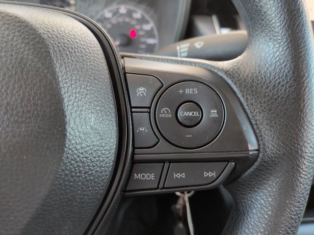 Used 2025 Toyota Corolla LE FWD image 23
