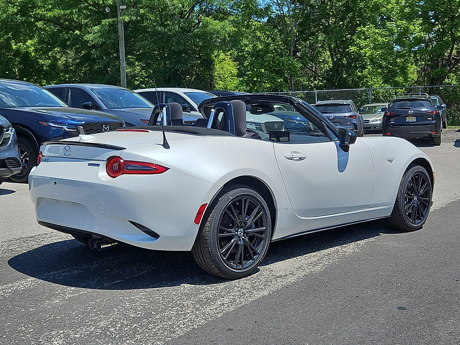 New 2026 MAZDA MX-5 Miata Club RWD image 6