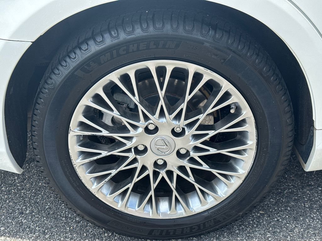 Used 2010 Lexus ES 350 FWD image 17