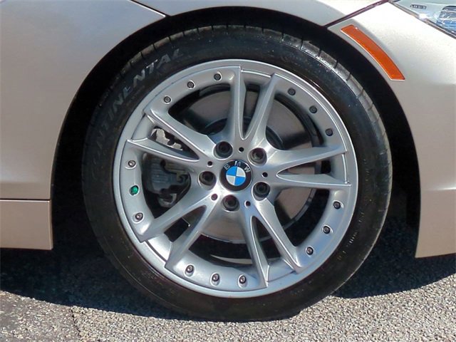 Used 2010 BMW Z4 sDrive30i image 11