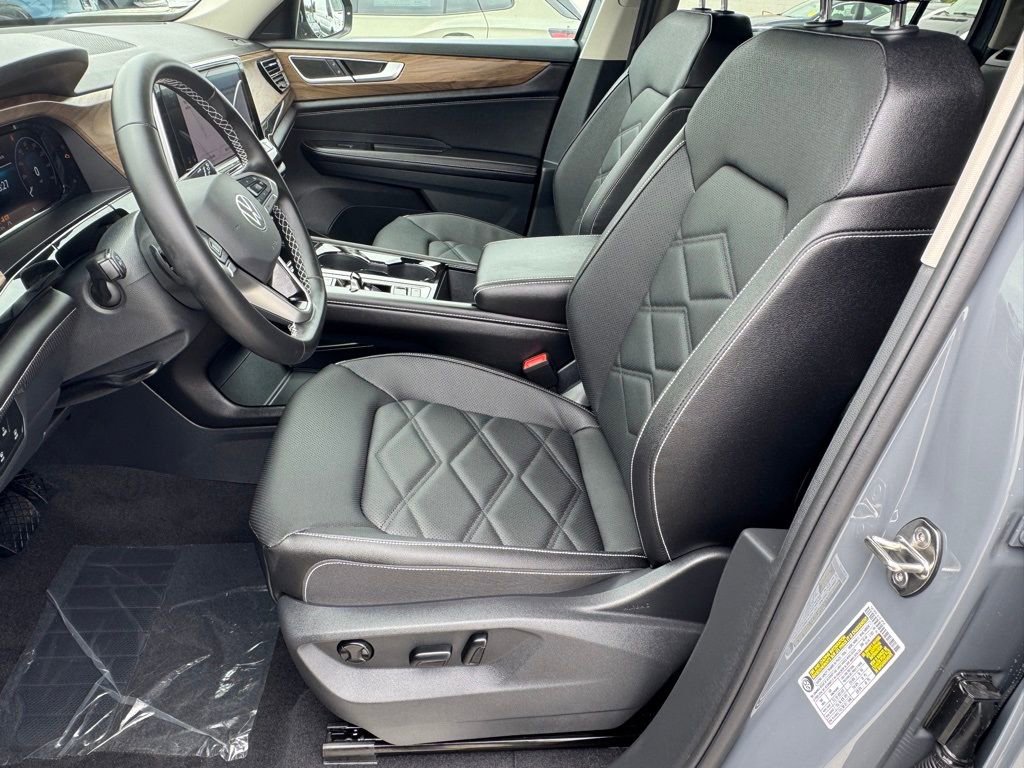 New 2026 Volkswagen Atlas SE image 13