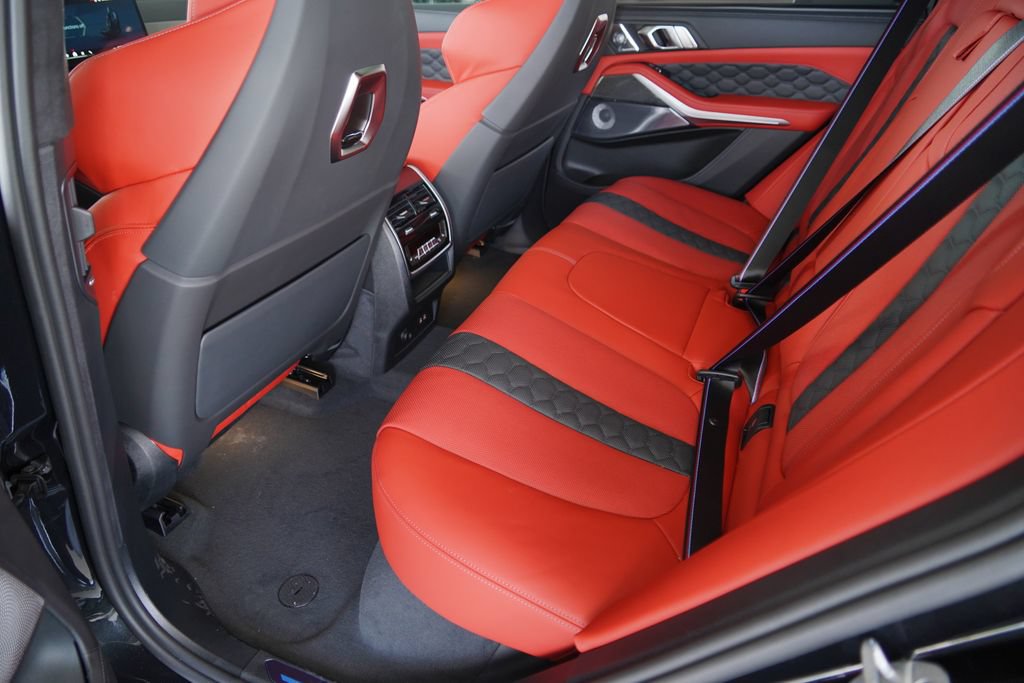 New 2026 BMW X5 M Competition w/ Executive Package AWD/4WD image 18