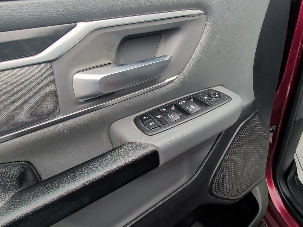 Used 2019 RAM 1500 Big Horn image 11