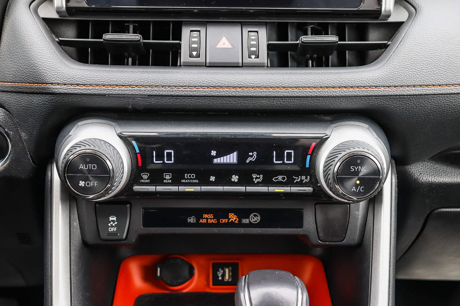 Used 2024 Toyota RAV4 Adventure image 14