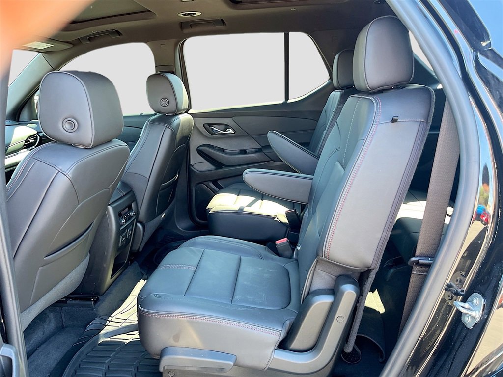 Used 2023 Chevrolet Traverse RS image 26