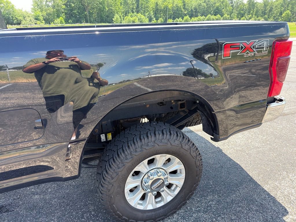 Used 2021 Ford F250 XLT w/ FX4 Off-Road Package AWD/4WD image 16