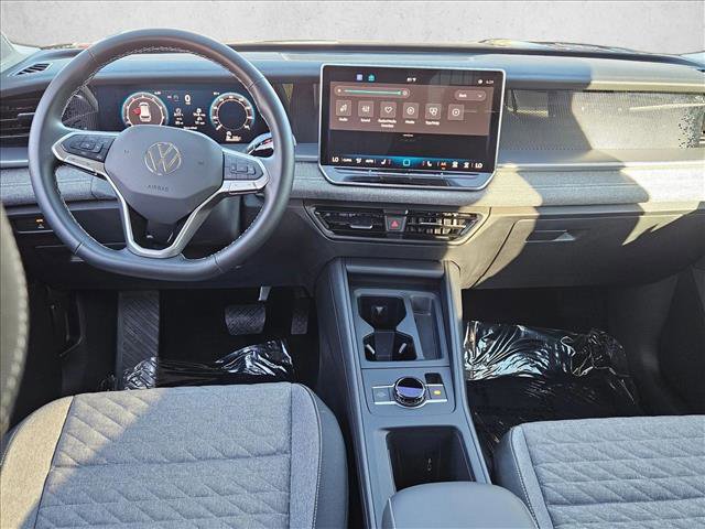 Used 2025 Volkswagen Tiguan S image 15
