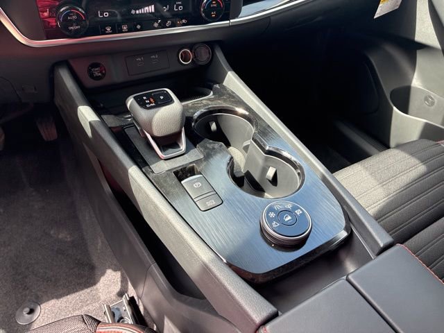 New 2026 Nissan Rogue SV AWD/4WD image 13