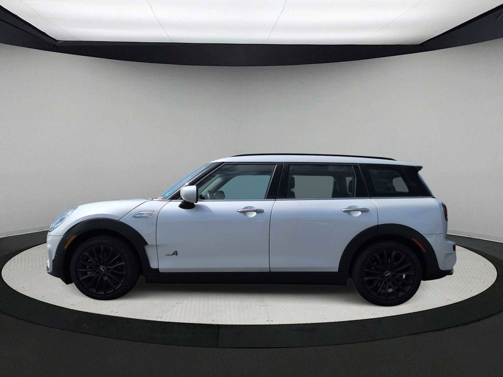 Certified 2024 MINI Cooper Clubman S image 5