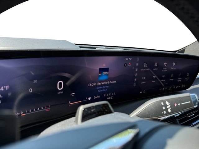 Used 2025 Buick Enclave Avenir AWD/4WD image 6