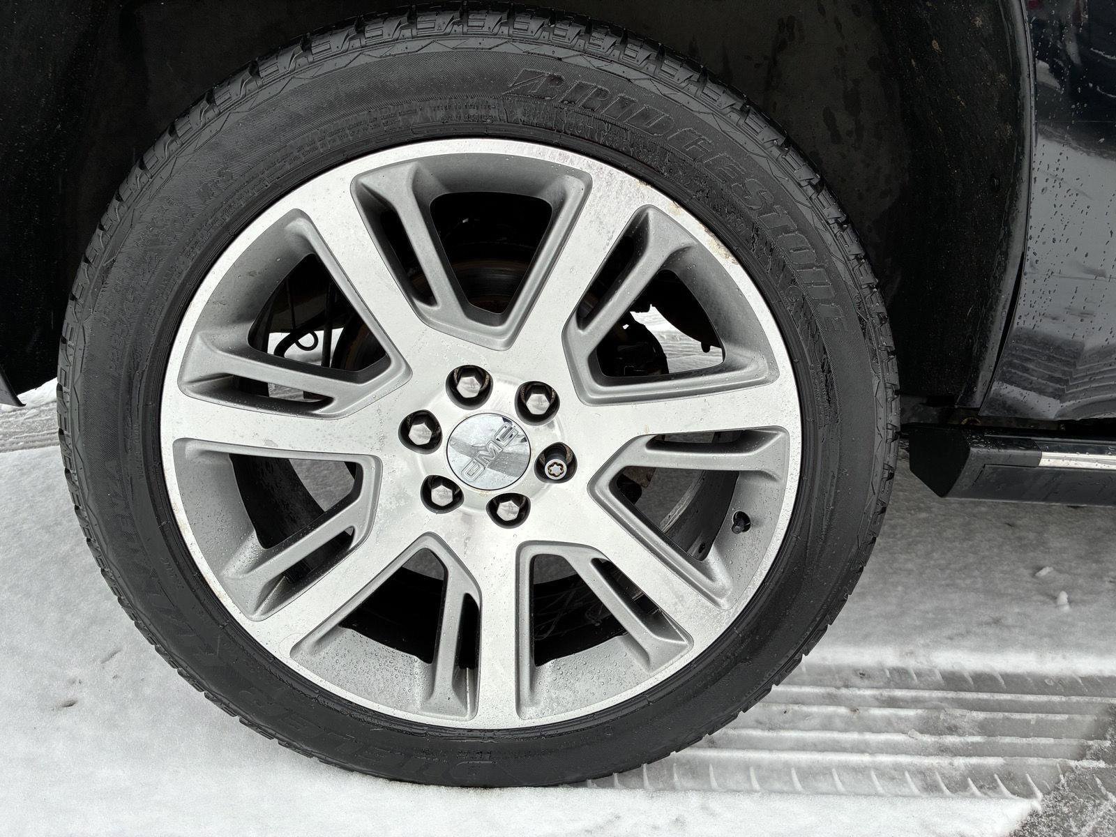 Used 2016 GMC Yukon Denali image 21