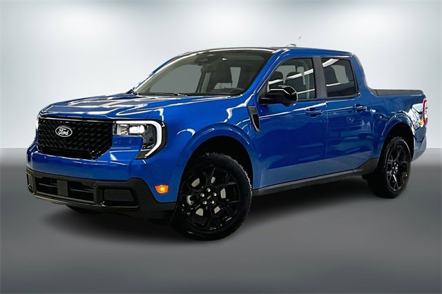 New 2026 Ford Maverick Lariat w/ Black Appearance Package image 2