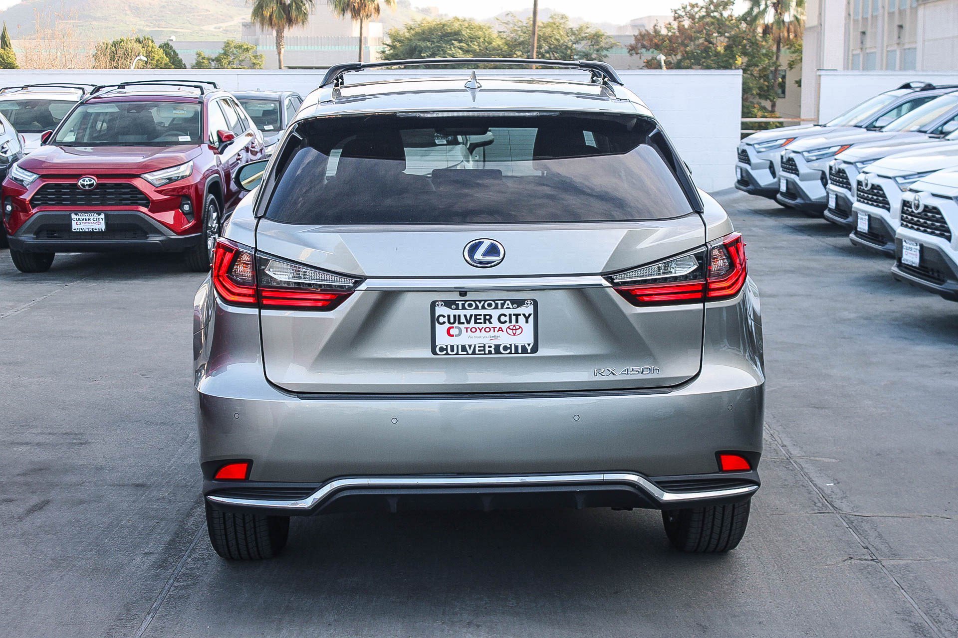 Used 2020 Lexus RX 450h RX 450h w/ Premium Package image 8