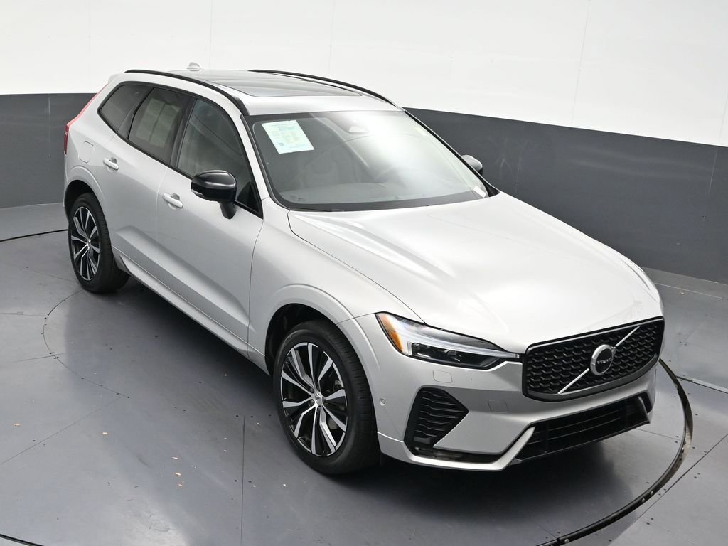 Used 2024 Volvo XC60 B5 Plus w/ Climate Package AWD/4WD image 27
