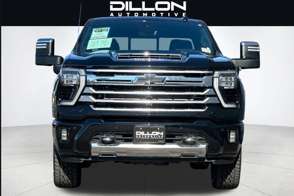 Used 2024 Chevrolet Silverado 2500 High Country w/ High Country Premium Package AWD/4WD image 9