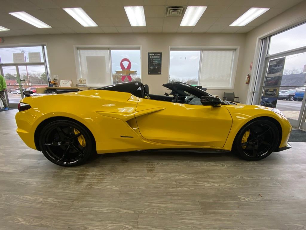 New 2026 Chevrolet Corvette E-Ray w/ Stealth Interior Trim Package image 2