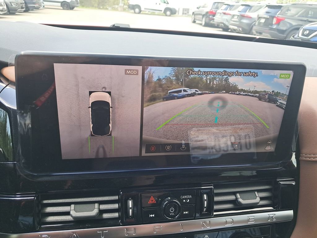 New 2026 Nissan Pathfinder Platinum AWD/4WD image 21