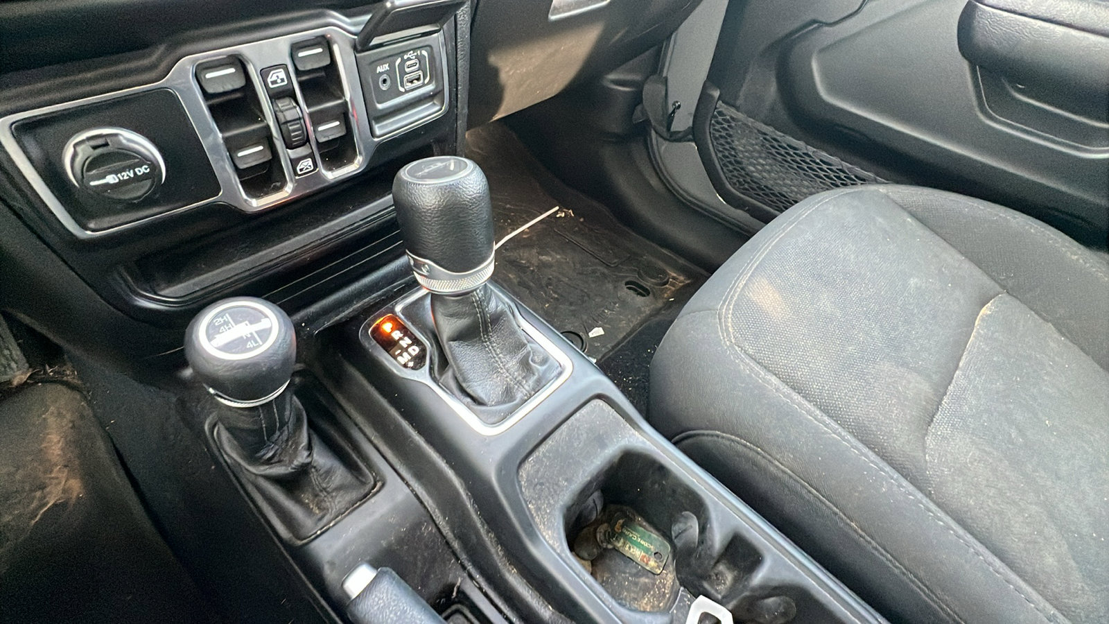 Used 2023 Jeep Gladiator Willys image 27