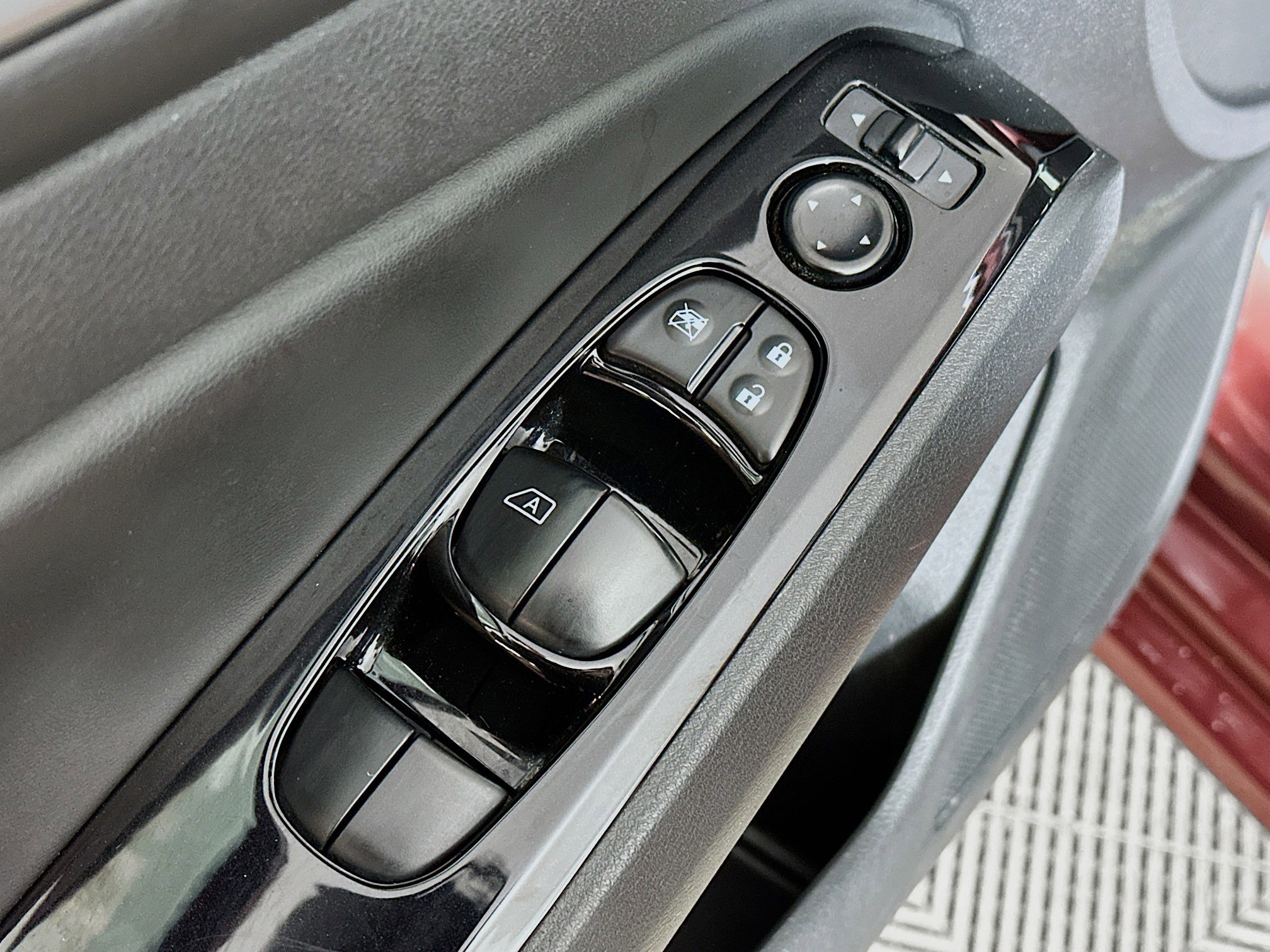 Used 2023 Nissan Altima 2.5 SV image 17